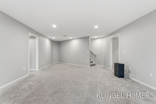 16480 Springvale Court 55, Ferrysburg City, MI 49456