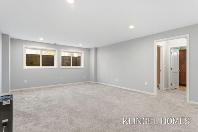 16480 Springvale Court 55, Ferrysburg City, MI 49456