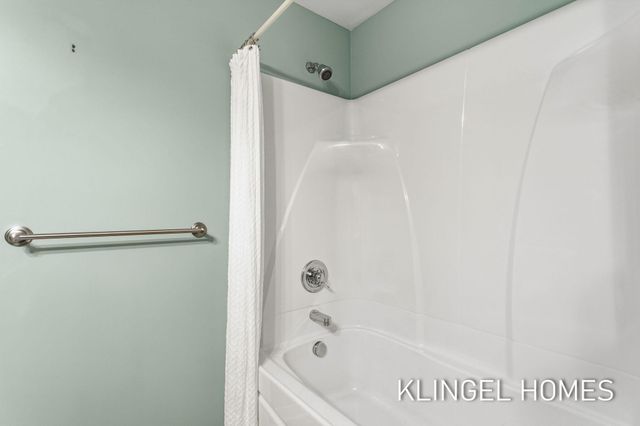 16480 Springvale Court 55, Ferrysburg City, MI 49456