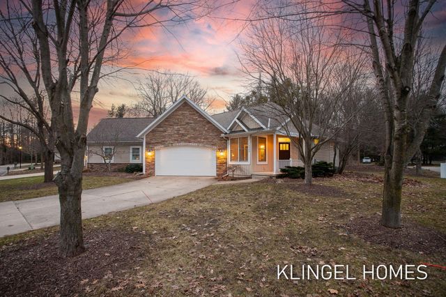 16480 Springvale Court 55, Ferrysburg City, MI 49456