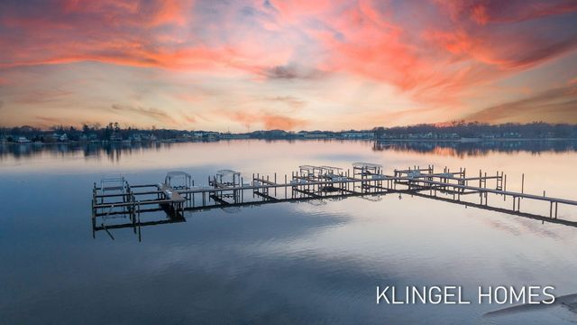 16480 Springvale Court 55, Ferrysburg City, MI 49456