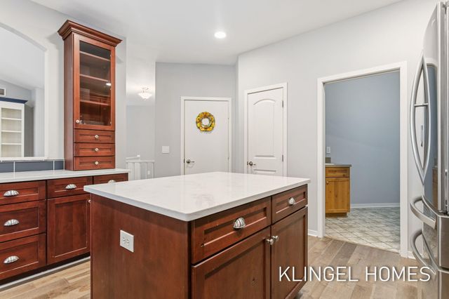 16480 Springvale Court 55, Ferrysburg City, MI 49456