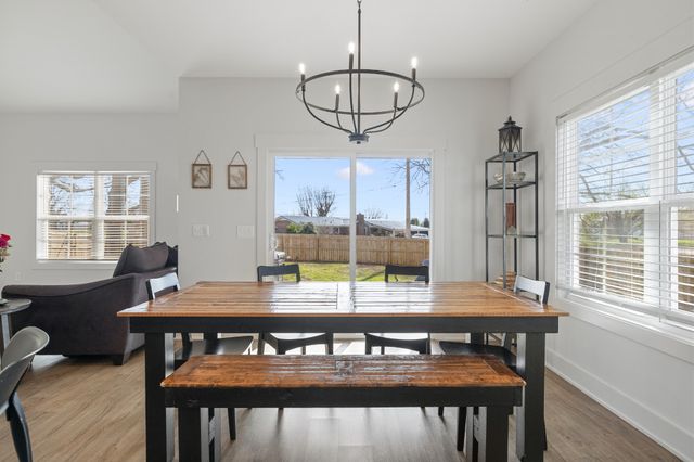 102 Oak Hill Dr, Portland, TN 37148