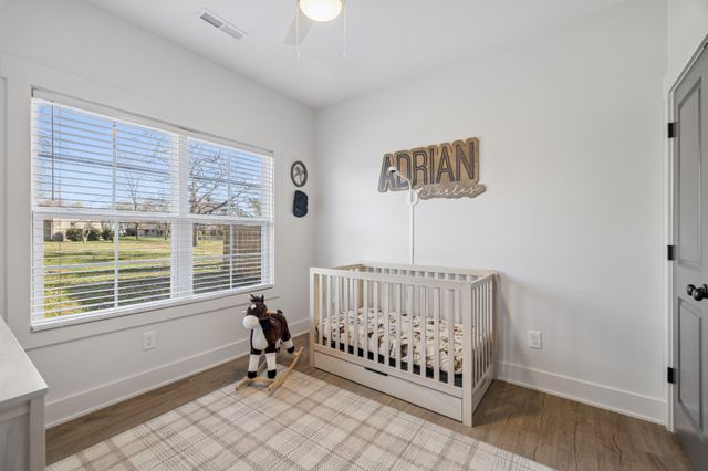 102 Oak Hill Dr, Portland, TN 37148