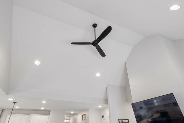 102 Oak Hill Dr, Portland, TN 37148