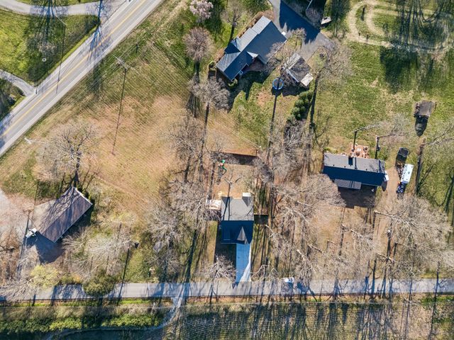 102 Oak Hill Dr, Portland, TN 37148