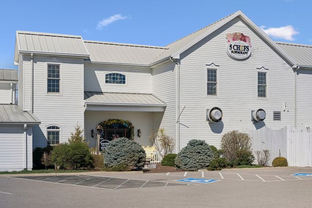 102 Oak Hill Dr, Portland, TN 37148