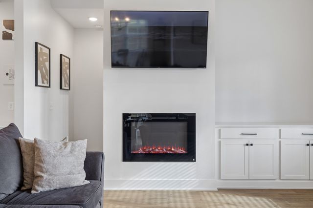 102 Oak Hill Dr, Portland, TN 37148