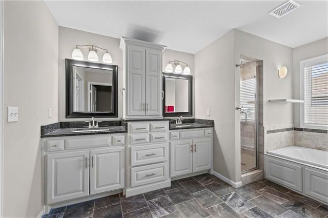 12740 N Imperial Drive, Platte City, MO 64079