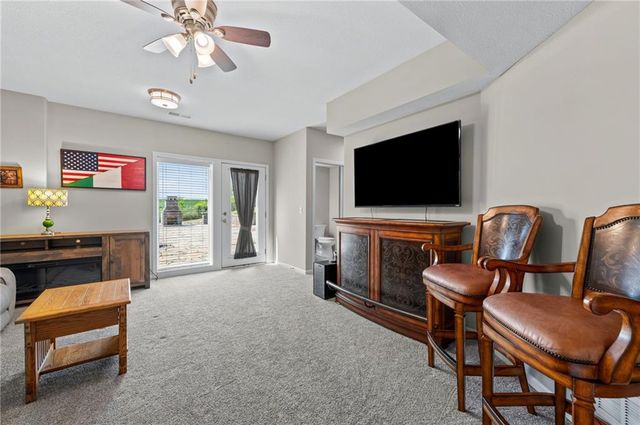 12740 N Imperial Drive, Platte City, MO 64079