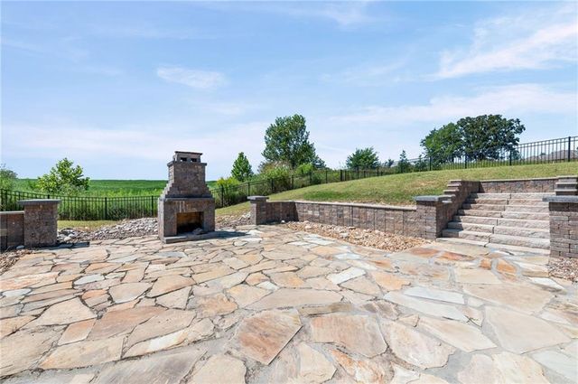12740 N Imperial Drive, Platte City, MO 64079