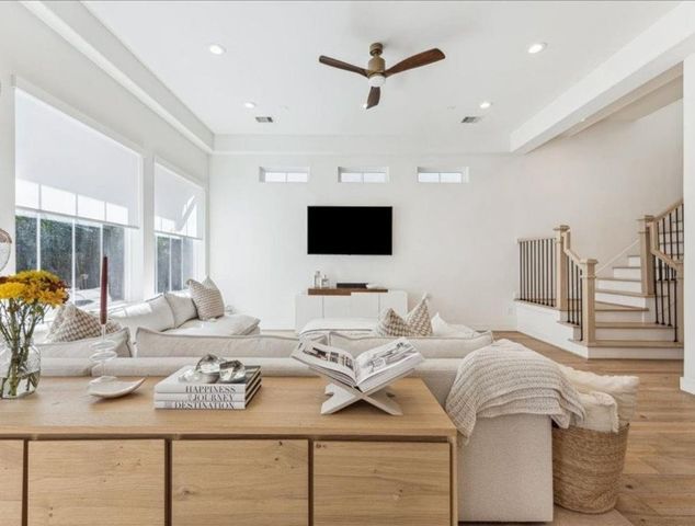 3609 Lannister Lane, Houston, TX 77055