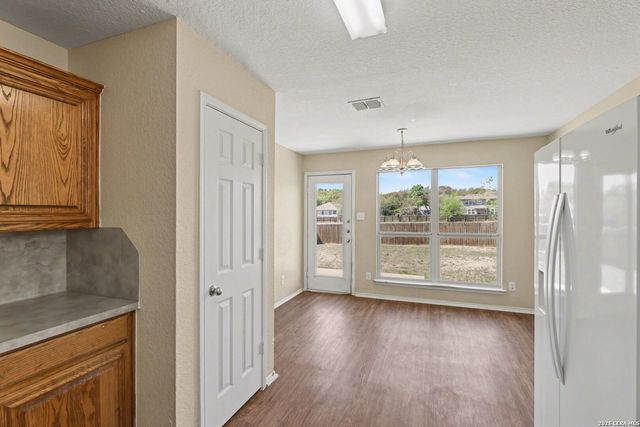 6419 Ithaca, San Antonio, TX 78239