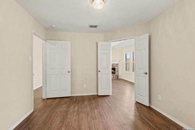 6419 Ithaca, San Antonio, TX 78239