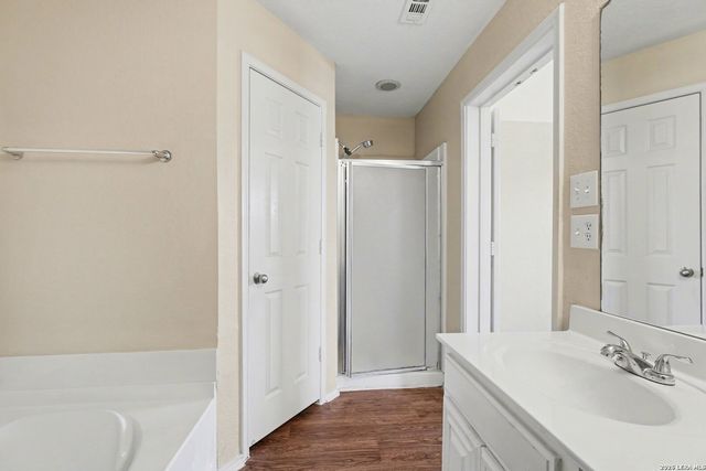 6419 Ithaca, San Antonio, TX 78239