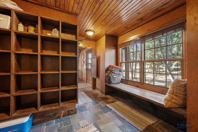 21158 GILDED MOUNTAIN RD, Lead, SD 57754