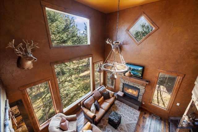 21158 GILDED MOUNTAIN RD, Lead, SD 57754