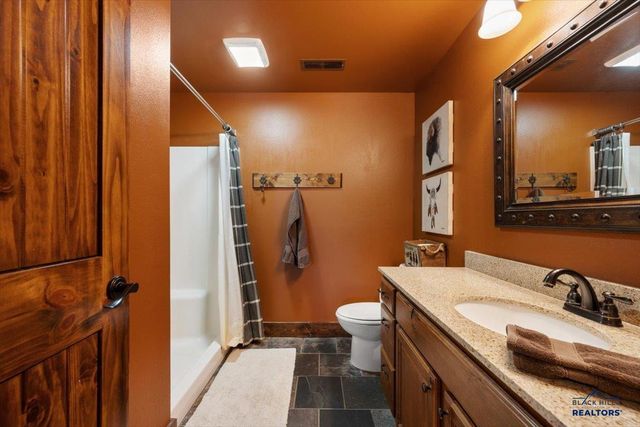 21158 GILDED MOUNTAIN RD, Lead, SD 57754