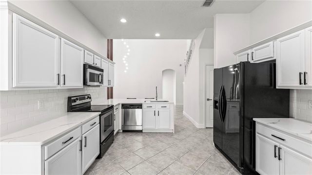 2165 THE OAKS BOULEVARD, Kissimmee, FL 34746
