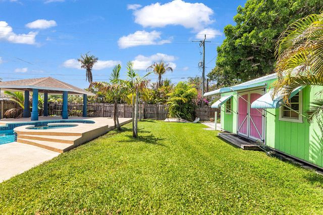 614 SE Flamingo Avenue, Stuart, FL 34996