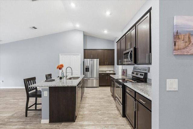 10 POINFIELD PLACE, Palm Coast, FL 32164