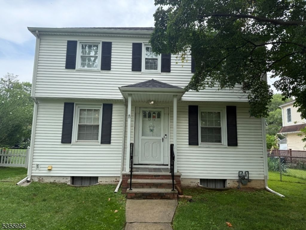13 Plaza Rd, Fair Lawn Boro, NJ 07410