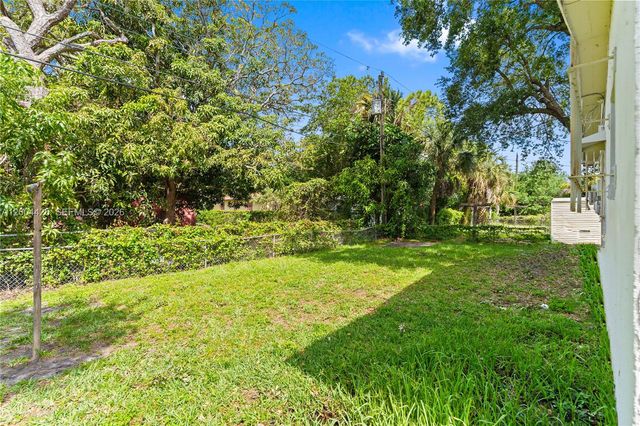 723 NW 15th Terrace, Fort Lauderdale, FL 33311