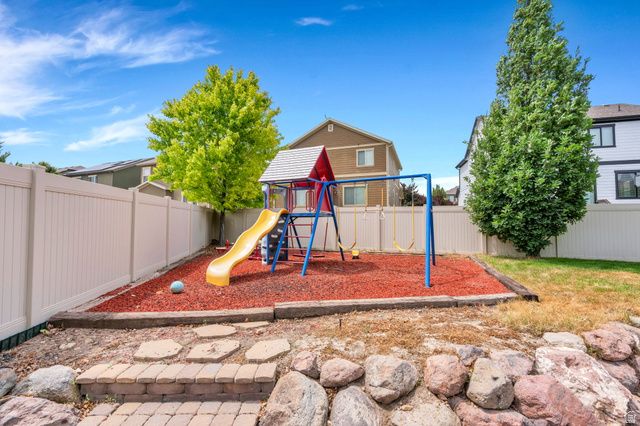 13162 S BRICKSHIRE LN, Herriman, UT 84096