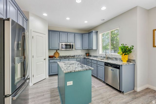 13162 S BRICKSHIRE LN, Herriman, UT 84096