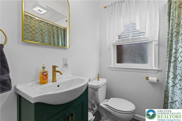 626 12th Avenue, Bethlehem City, PA 18018