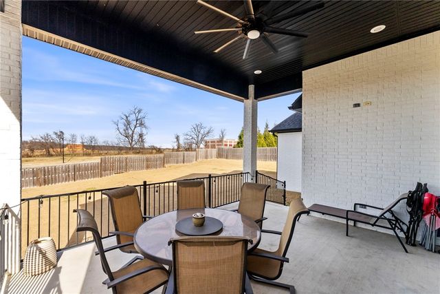 4711 S Inglewood Road, Rogers, AR 72758