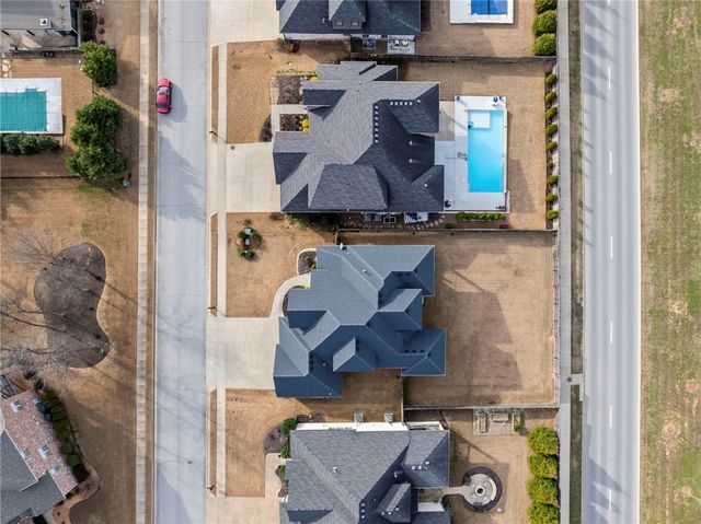 4711 S Inglewood Road, Rogers, AR 72758