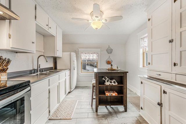 517 S LOCUST STREET, Appleton, WI 54914