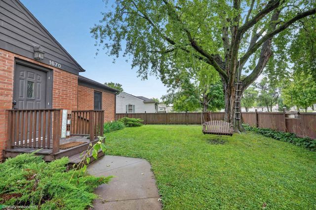 1670 Sager Avenue, Waterloo, IA 50701