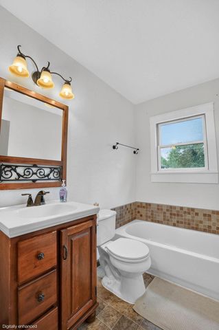1670 Sager Avenue, Waterloo, IA 50701