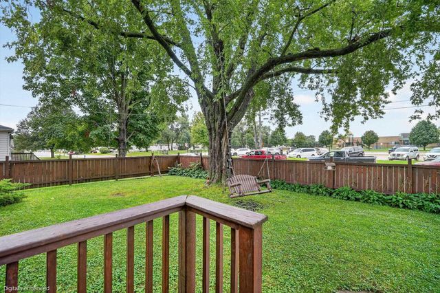 1670 Sager Avenue, Waterloo, IA 50701