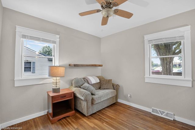 1670 Sager Avenue, Waterloo, IA 50701