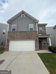 1571 Winding Ridge Trl, Hoschton, GA 30548