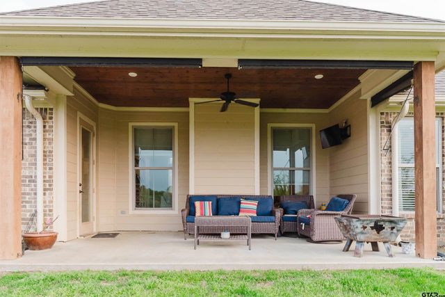 222 Sunnys Halo Blvd, Bullard, TX 75757