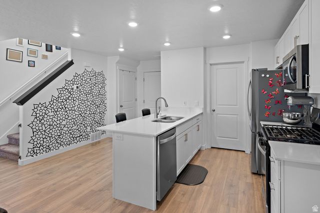 3929 W ORINDA DR, Lehi, UT 84048