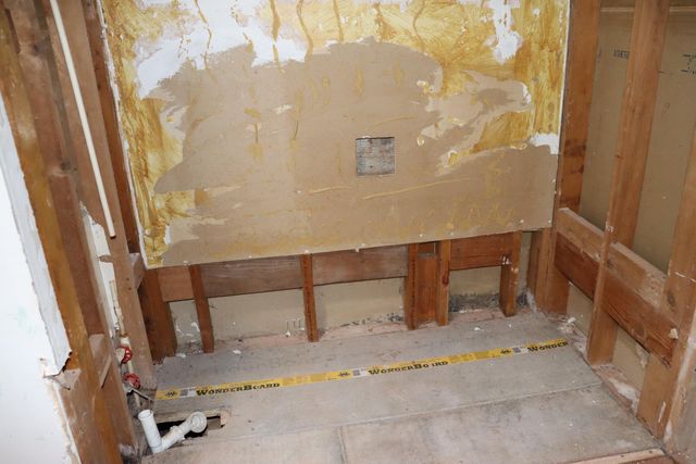 4710 State Route A, Macomb, MO 65702