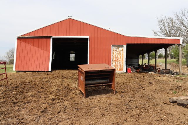 4710 State Route A, Macomb, MO 65702