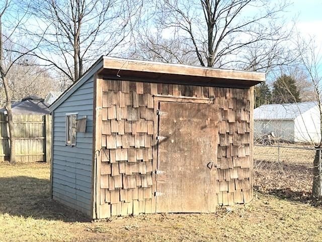 824 N Ash Street, Nevada, MO 64772