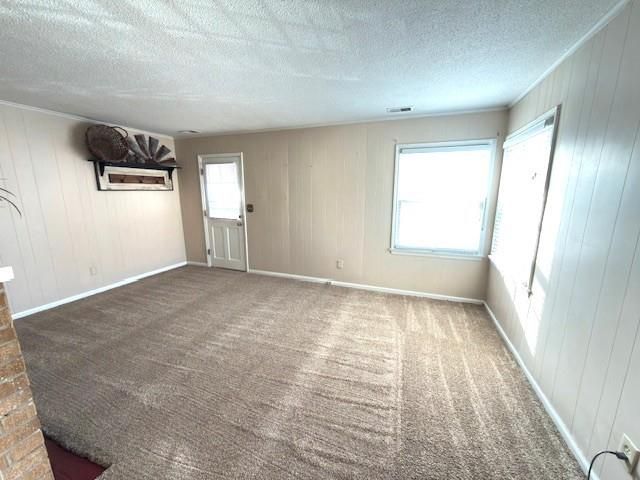 824 N Ash Street, Nevada, MO 64772