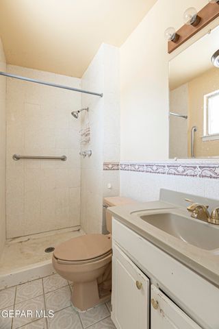 1008 KINGSWREATH Place, El Paso, TX 79907