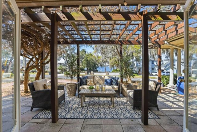 570 DOMMERICH DRIVE, Maitland, FL 32751