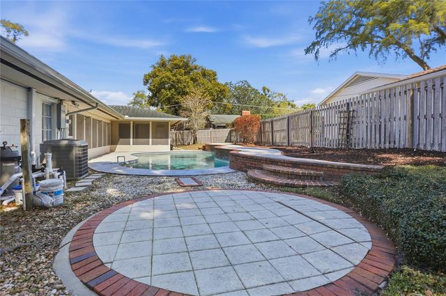 570 DOMMERICH DRIVE, Maitland, FL 32751