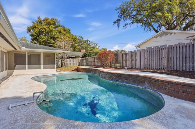 570 DOMMERICH DRIVE, Maitland, FL 32751