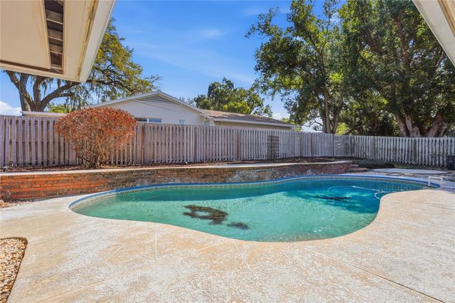 570 DOMMERICH DRIVE, Maitland, FL 32751