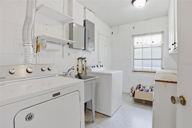 570 DOMMERICH DRIVE, Maitland, FL 32751